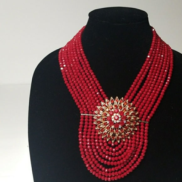 Red 3 piece Jewelry ( necklace,bracelet & earrings - Picture 4 of 8